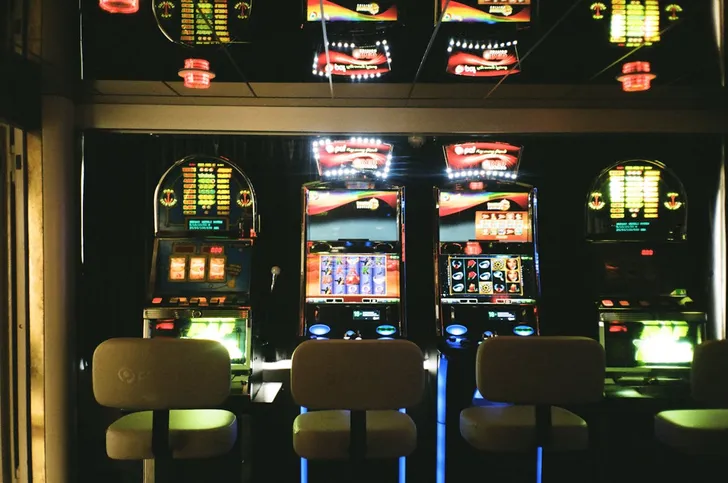 Casinoprom finans birimi çalışma saatleri nedir